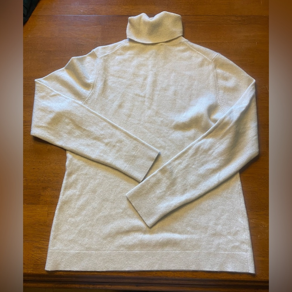 Ann Taylor Cream Cashmere Turtleneck Sweater - Picture 4 of 6